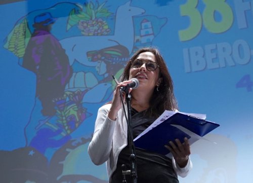 Francesca Mometti, Direttore organizzativo del Festival, conduce la Cerimonia di Premiazione